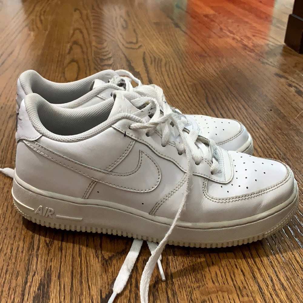 6.5 boys Nike Air Forces/ fits women’s 8.5